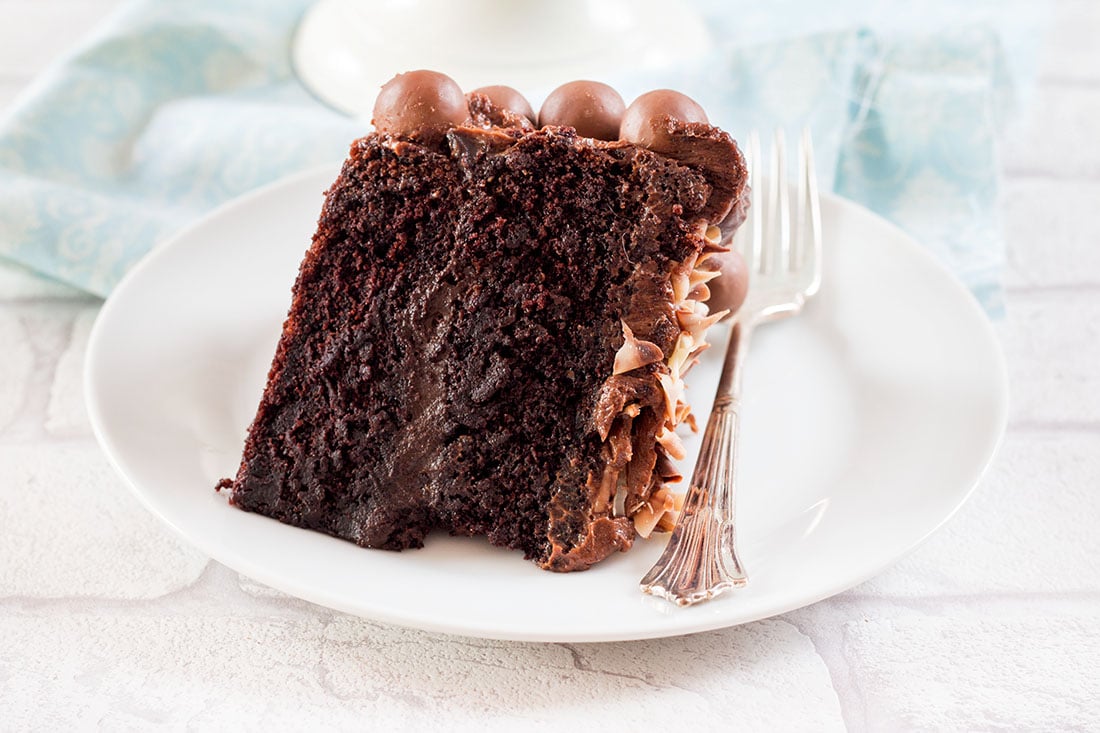 Chocolate Lovers Dream Cake An Indulgent, chocolate delight!