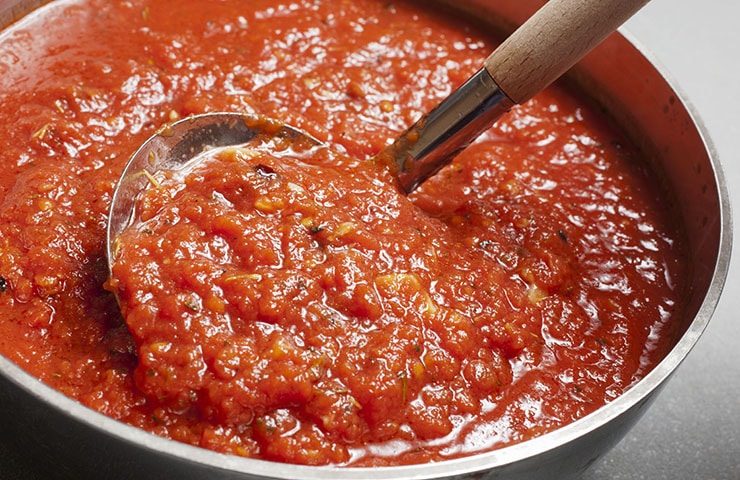 Easy Homemade Tomato Sauce - Erren's Kitchen