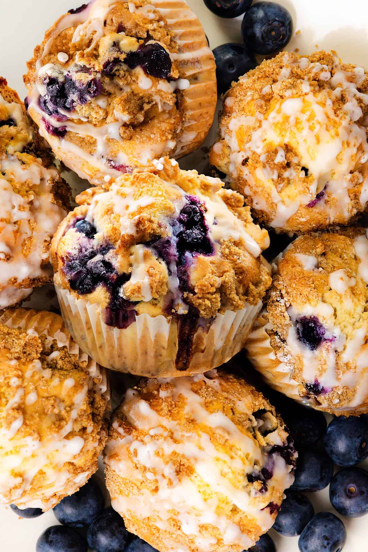 Blueberry Muffins With Crumb Topping