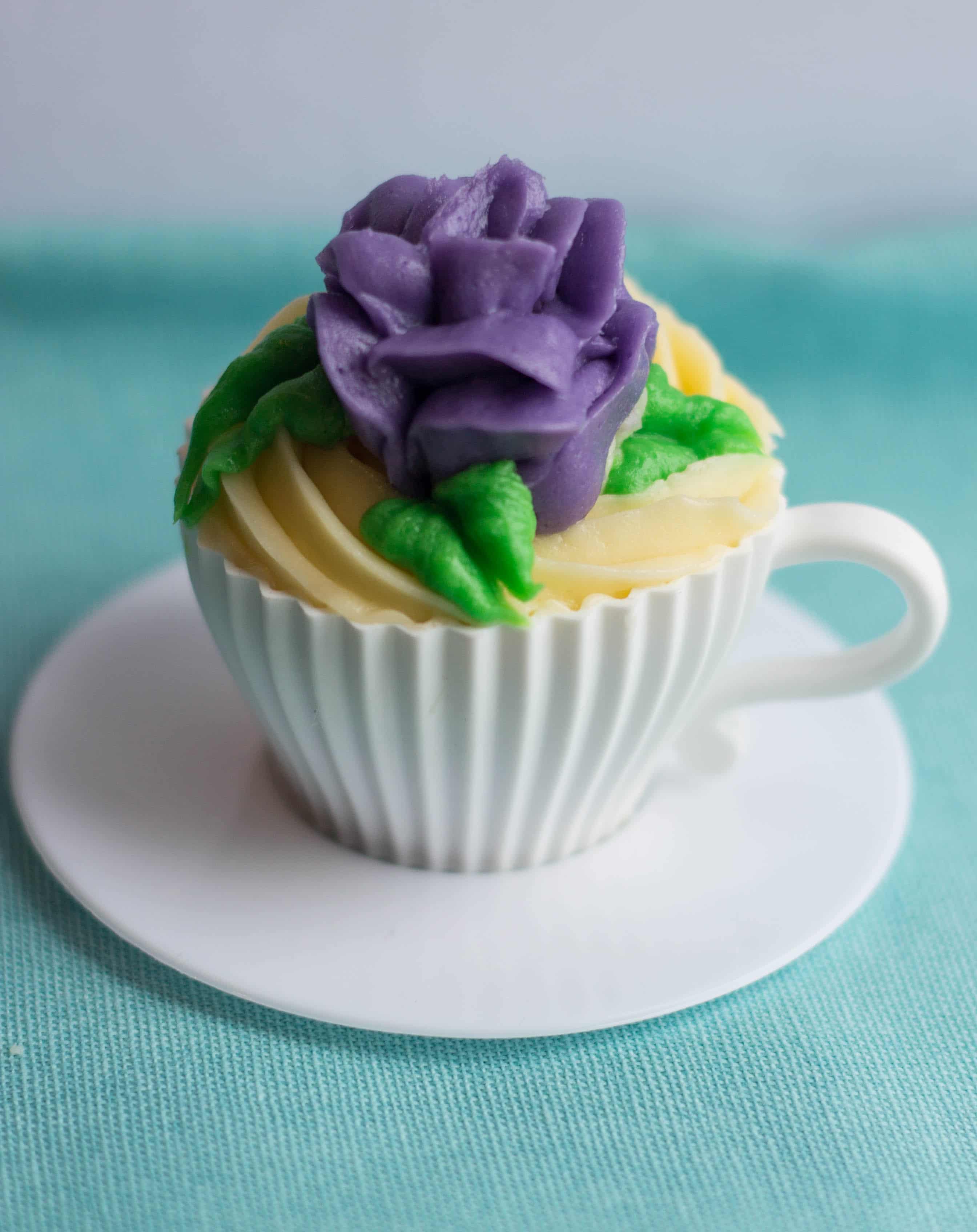 Yellow Cupcakes with Butter Icing