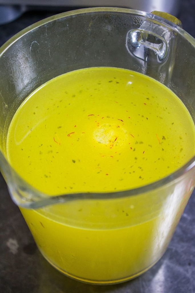 Easy One Pot Chicken and Saffron Rice Erren's Kitchen