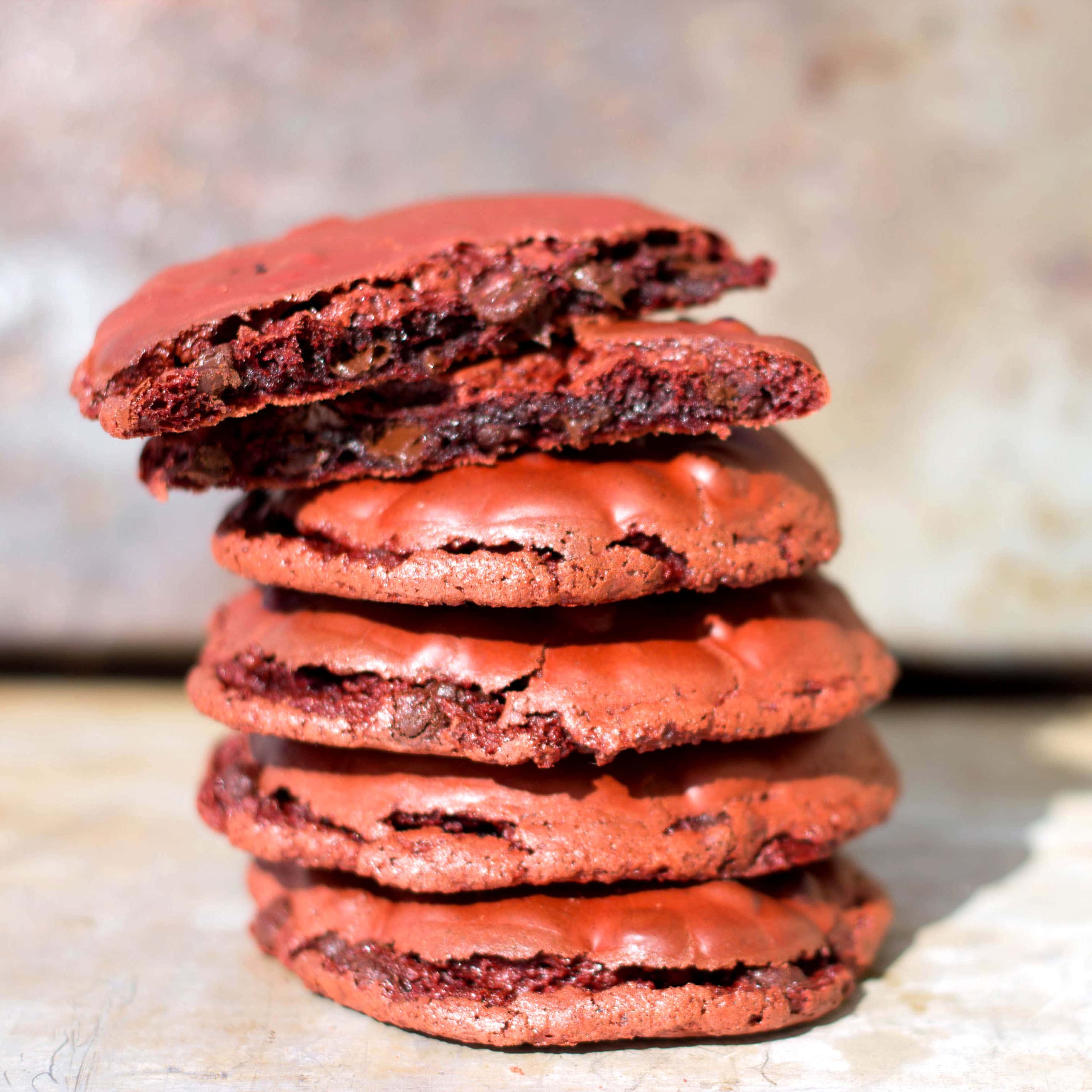 Flourless Red Velvet Cookies - Erren's Kitchen - An indulgent, sweet, soft, and chewy cookie.