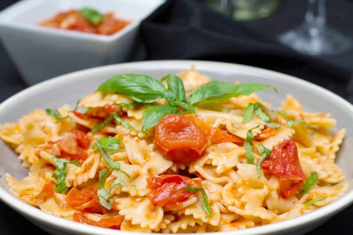 Easy Cherry Tomato Sauce - Erren's Kitchen