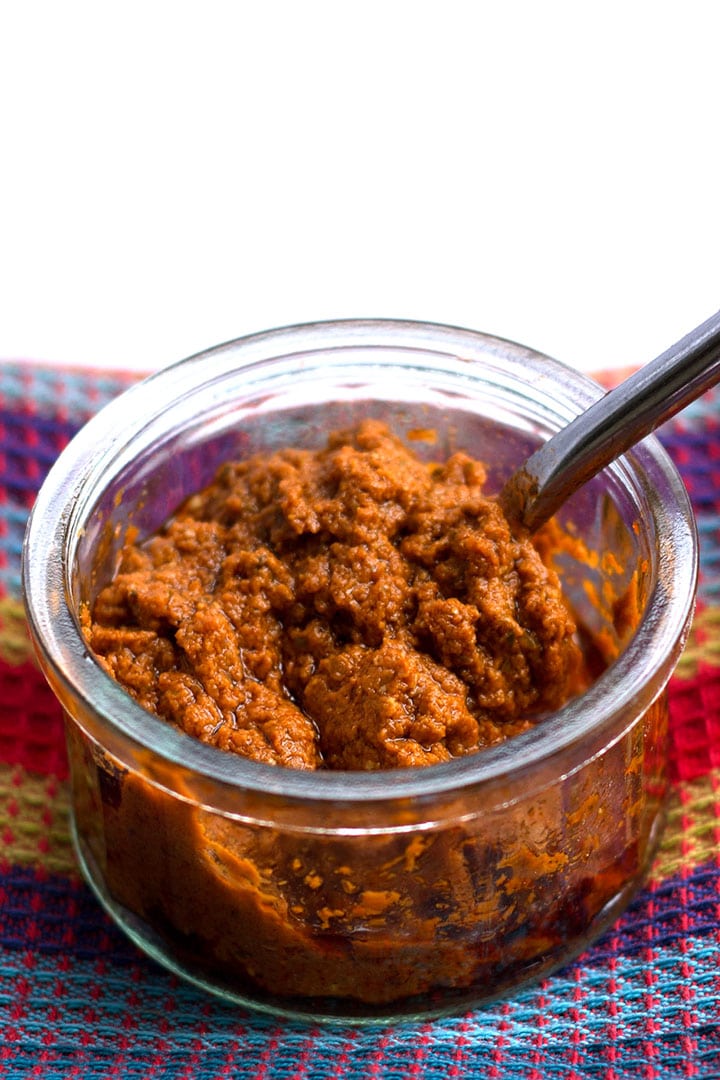 Red Tomato Pesto - Erren's Kitchen