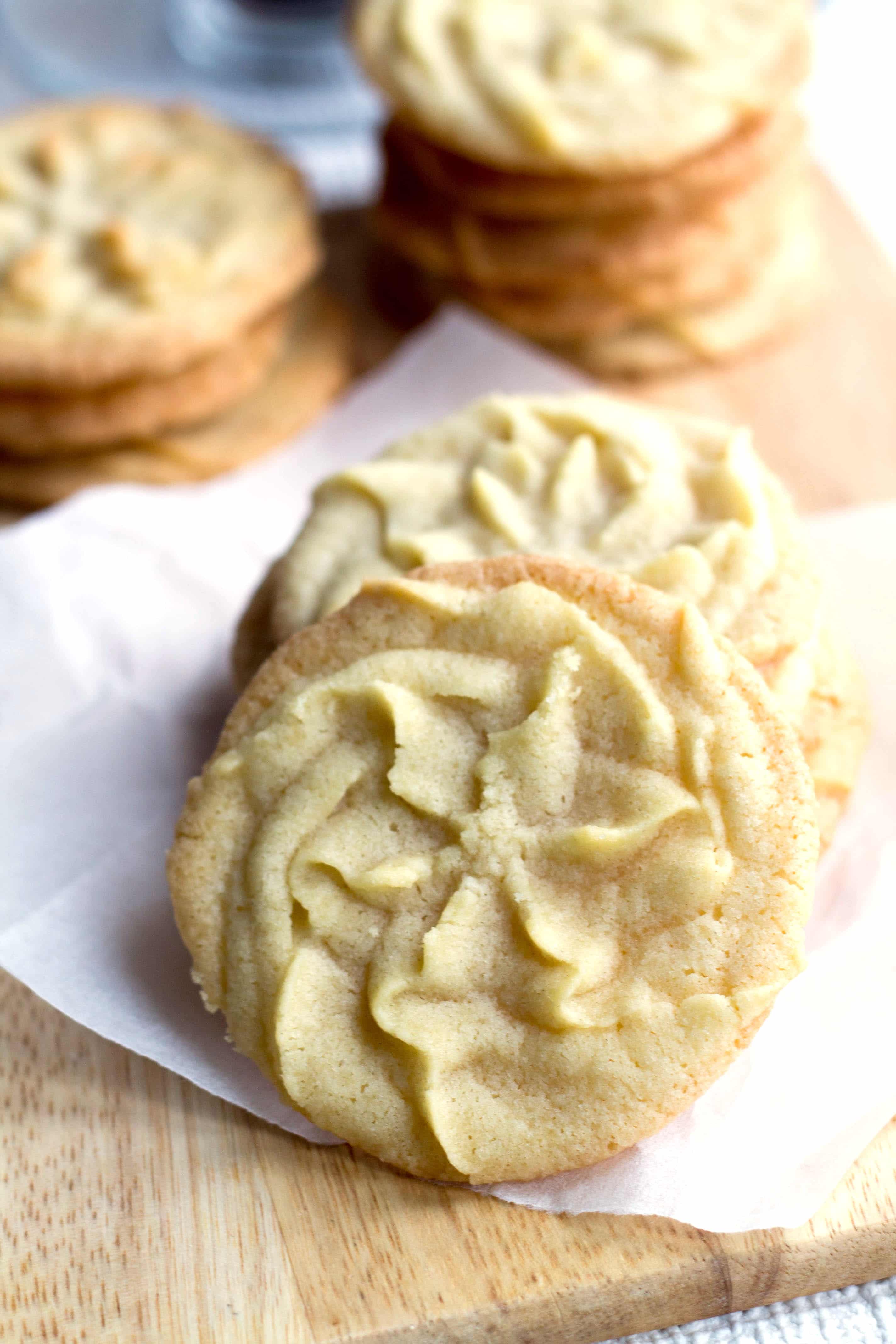 Vanilla Spritz Shortbread Cookies Beautiful rich vanilla cookies