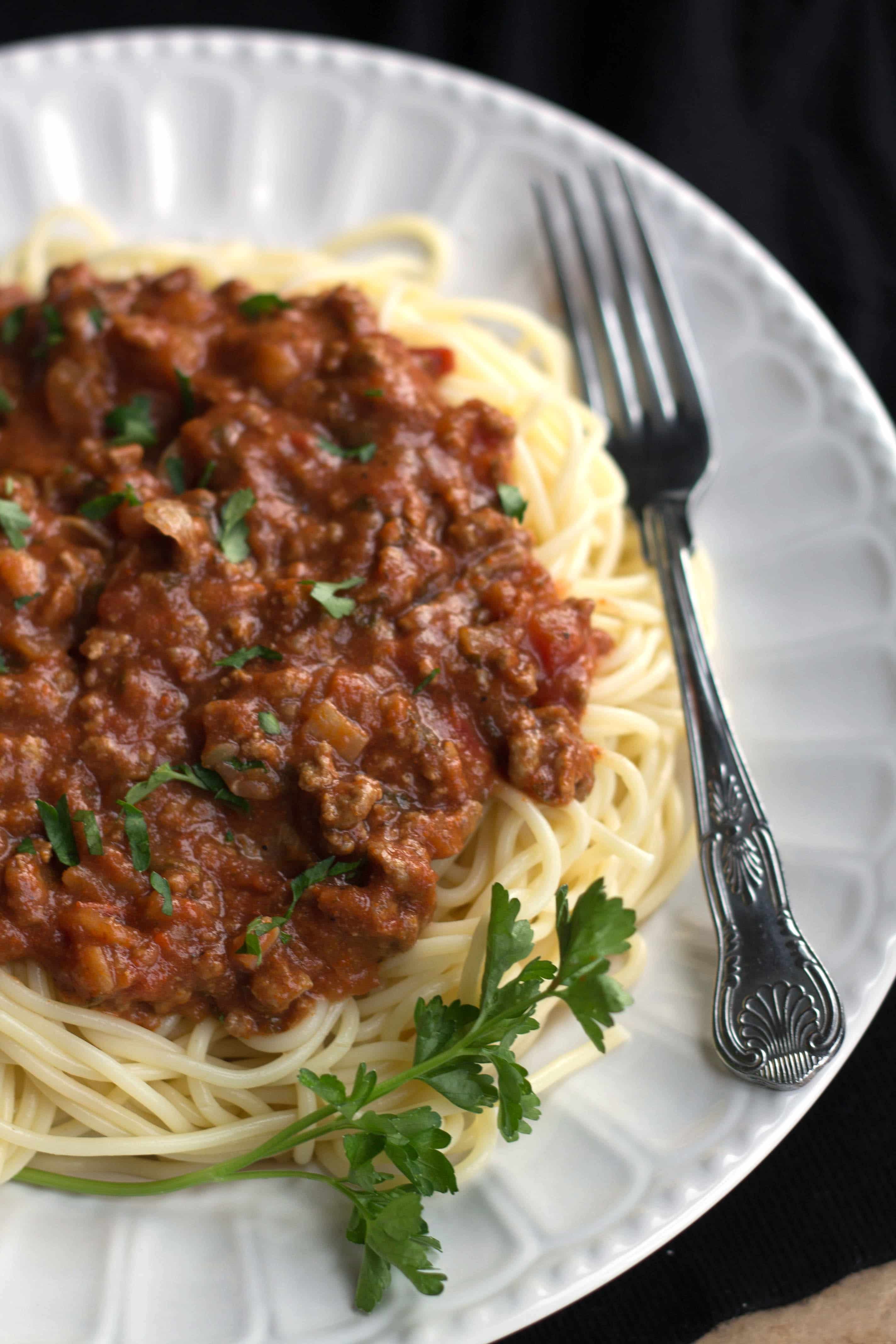 Quick & Easy Spaghetti Bolognese - Erren's Kitchen