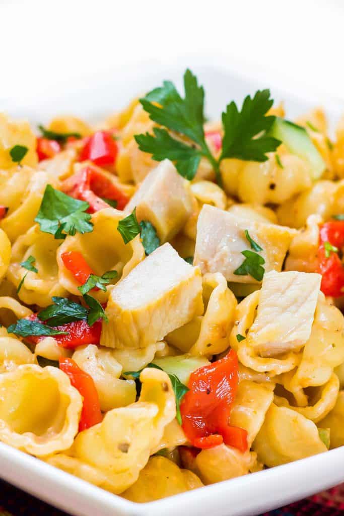 pasta salad with chicken, peppers and herbs