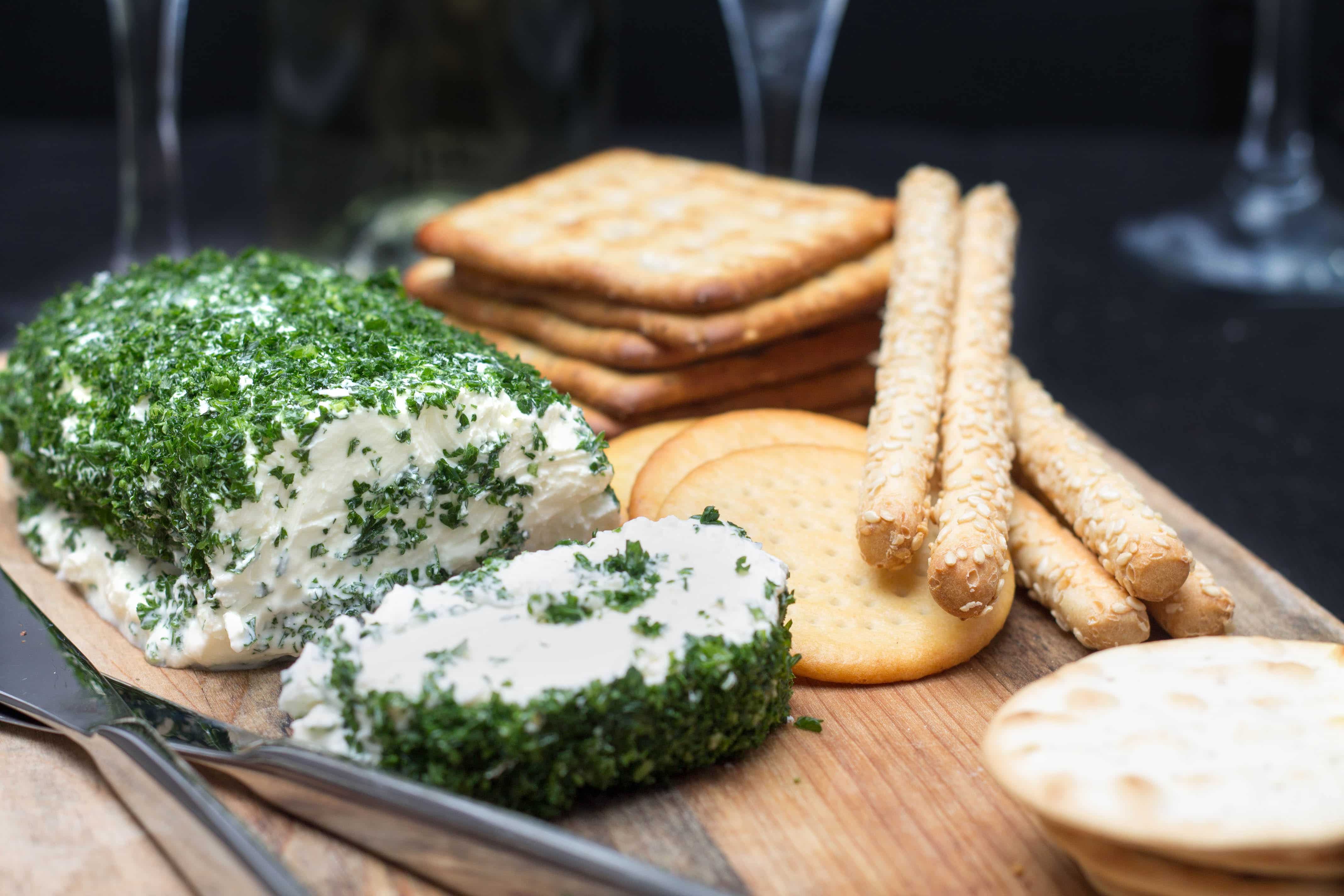 garlic herb cream cheese log erren s kitchen