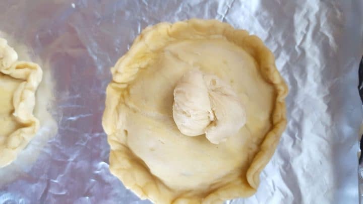 The rolls assembled and ready to bake
