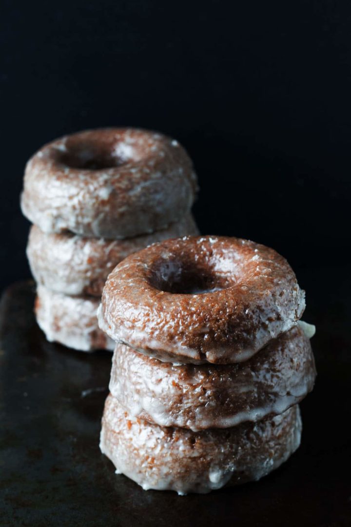 Easy Baked Glazed Chocolate Donuts