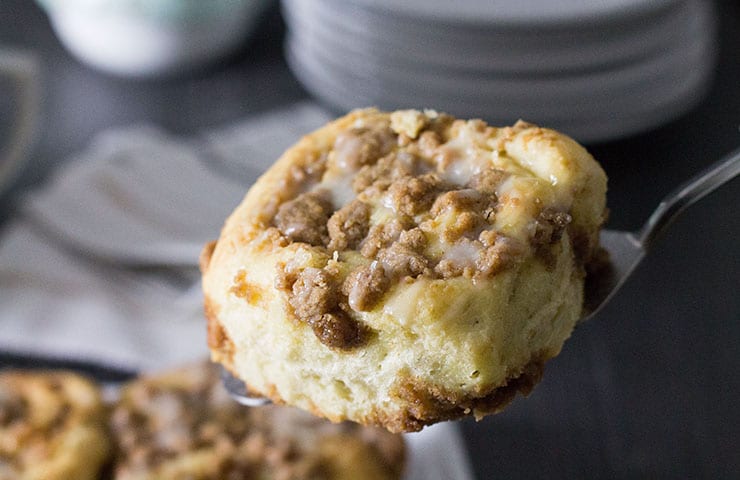 Cinnamon Crumb Buns