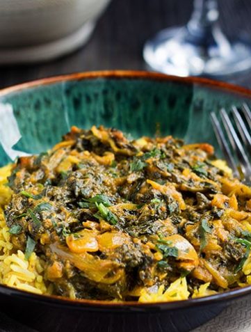 Quick and Easy Sag Bahji {Spinach Curry}
