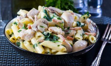 Creamy Chicken and Bacon Pasta
