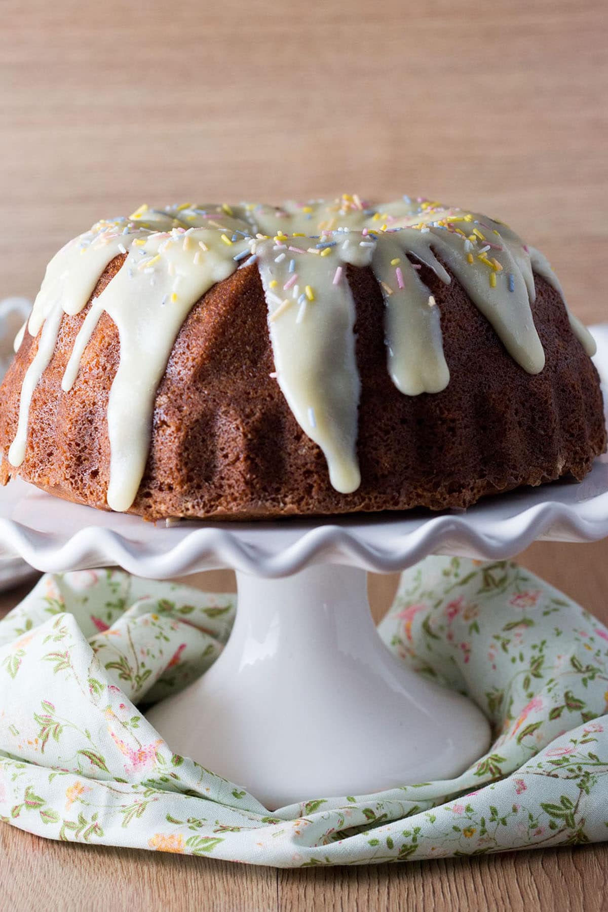 Vanilla Bean Banana Bundt Cake with Cream Cheese Icing