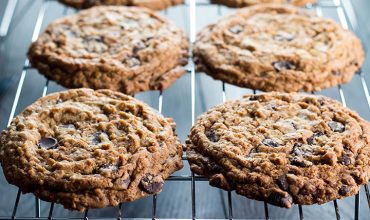 Chocolate Chip Oatmeal Cookies