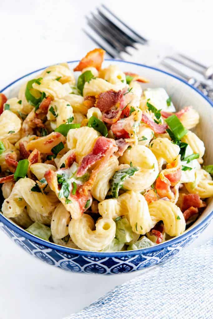 pasta salad with bacon ready to eat
