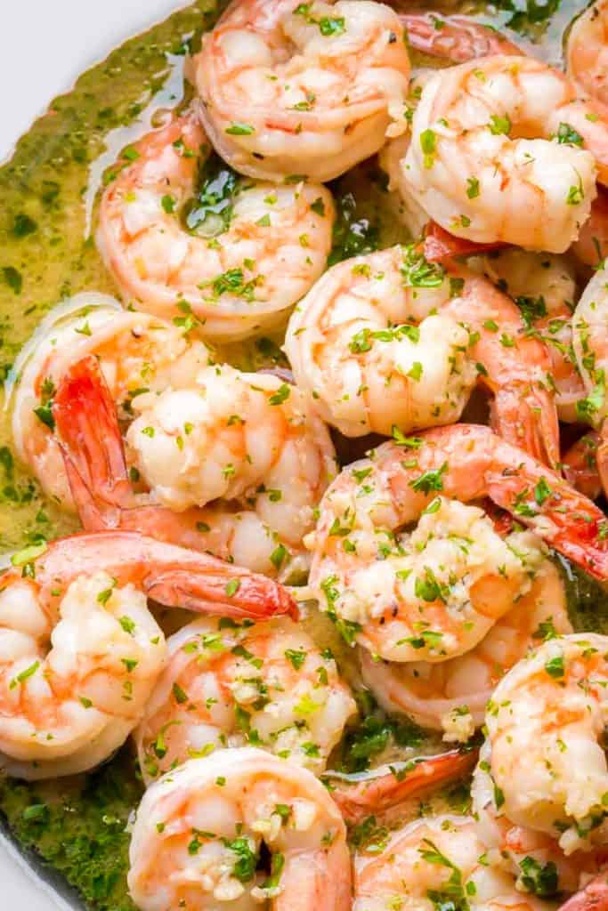 shrimp and scampi sauce in the pan ready to serve