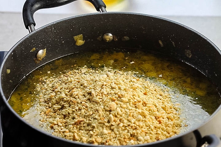 The breadcrumbs added to the stock and vegetables 