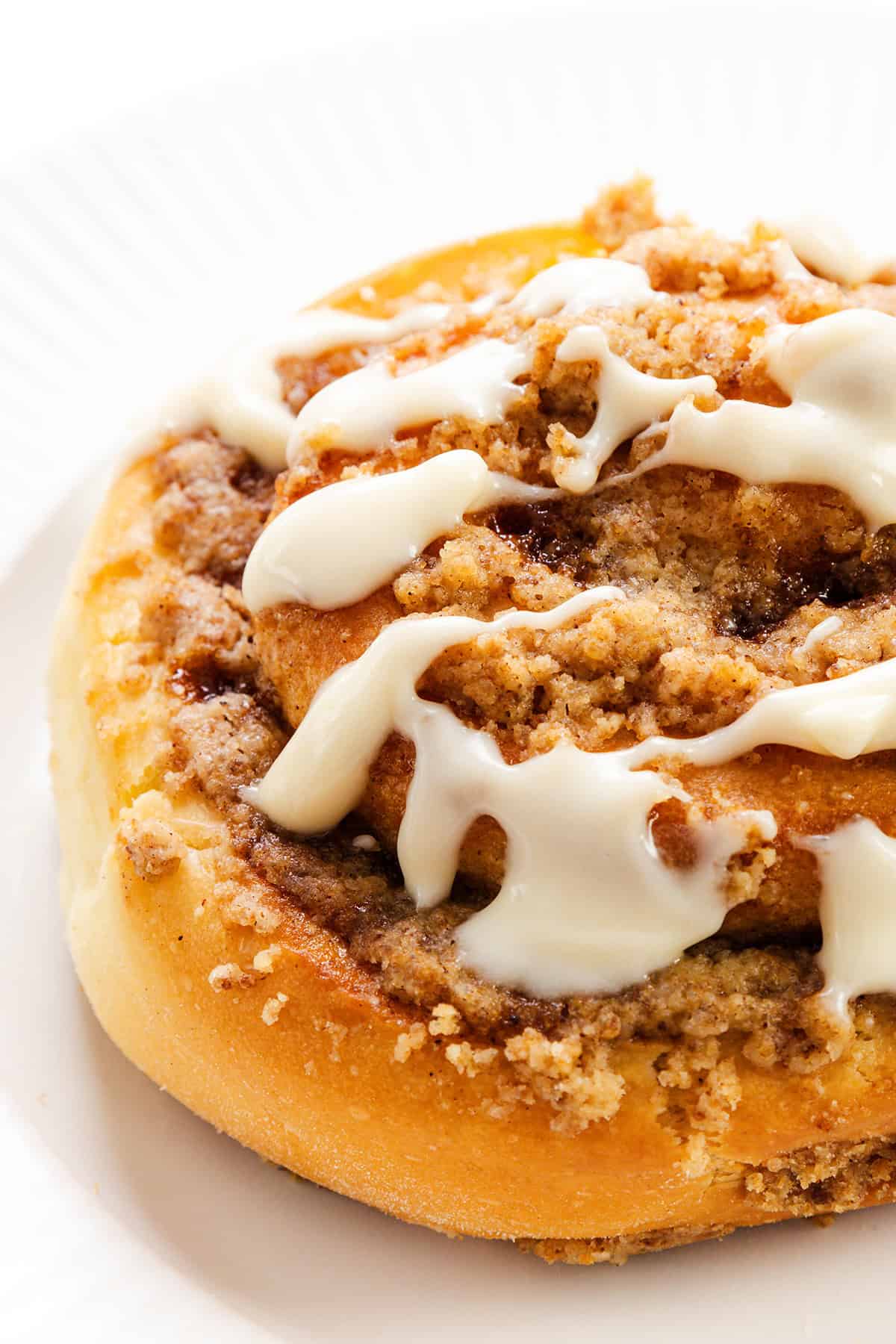 Cinnamon Crumb Buns