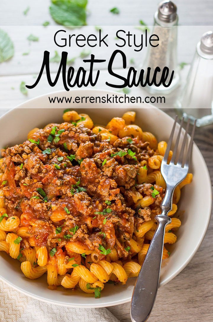 Greek Style Meat Sauce {Makaronia Me Kima} Erren's Kitchen