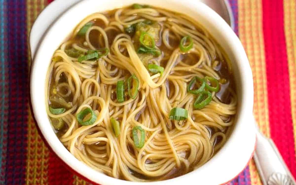 Chinese Chicken Noodle Soup (鸡汤面) - The Woks of Life