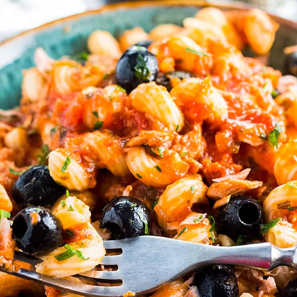 Pasta With Tuna and Olives served and ready to eat