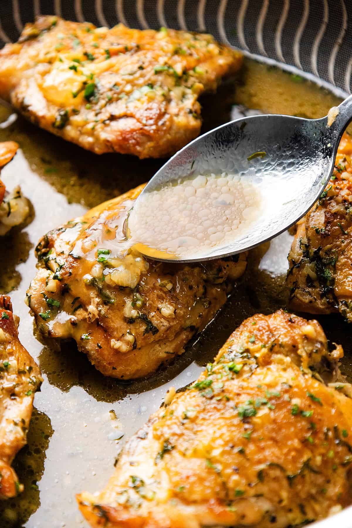 Baked Garlic Chicken Thighs