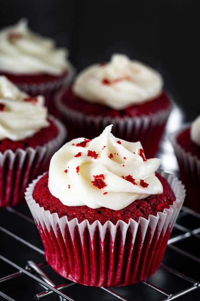 Easy Red Velvet Cupcakes - Erren&amp;#39;s Kitchen