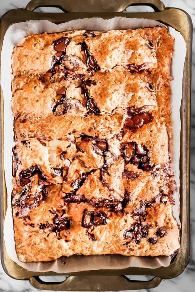 The baked chocolate chip blondies fresh from the oven.