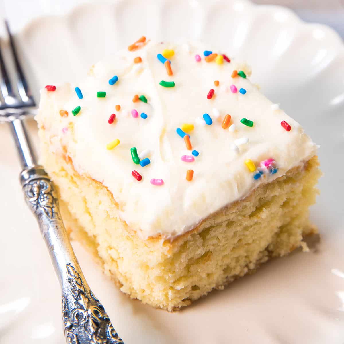 Easy Cake Recipes