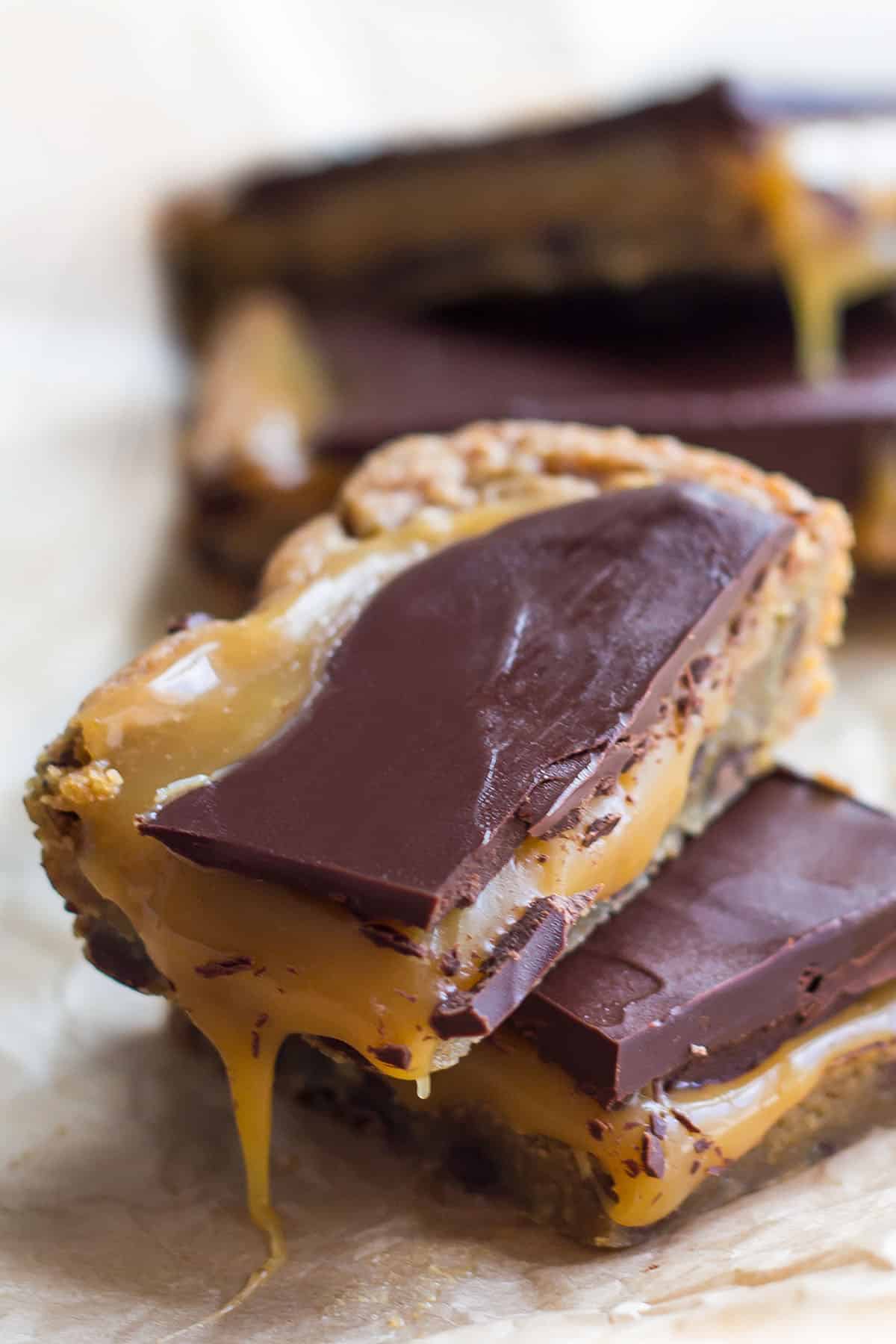 Salted Rolo Blondie Bars • Sarahs Bake Studio