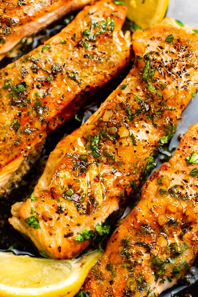 salmon in butter and garlic with parsley