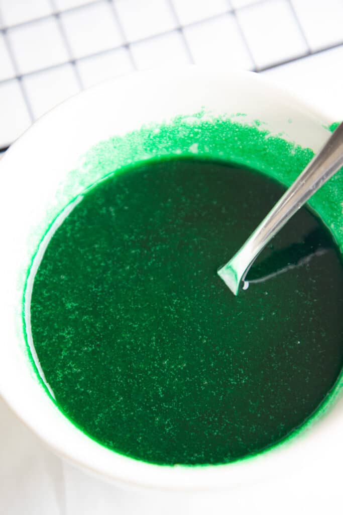 green colored icing