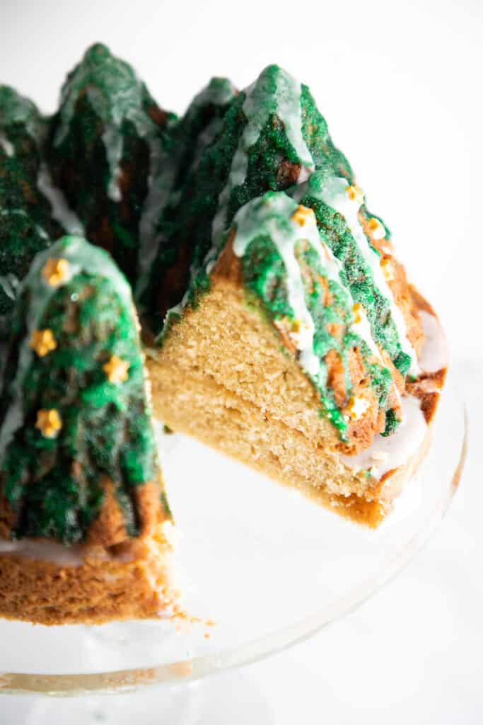 finished Christmas tree cake with a slice taken out