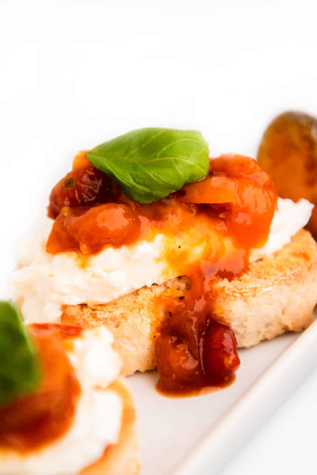 Burrata Crostini With Tomato Jam Erren's Kitchen