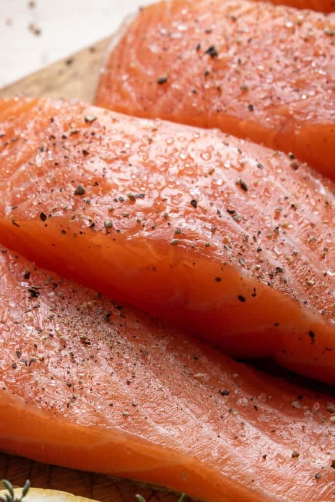 seasoned salmon fillets