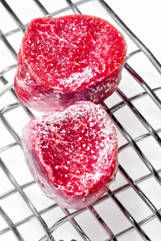 Filet Mignon Plate Presentation Premium Photo