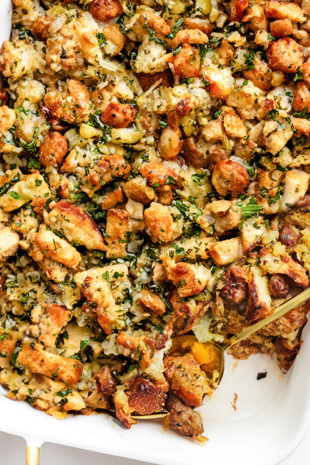 https://www.errenskitchen.com/wp-content/uploads/2023/11/Sausage-Stuffing3.jpg