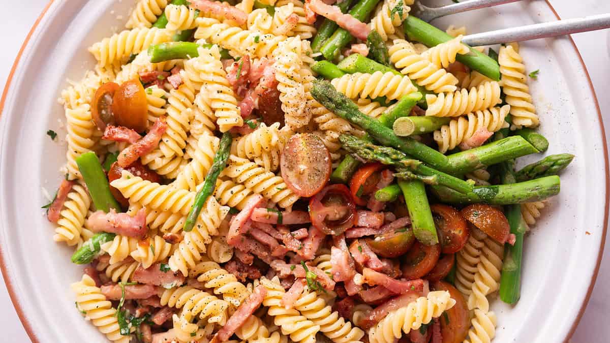 Elevate Your Salad Game with These 10 Unique Combinations