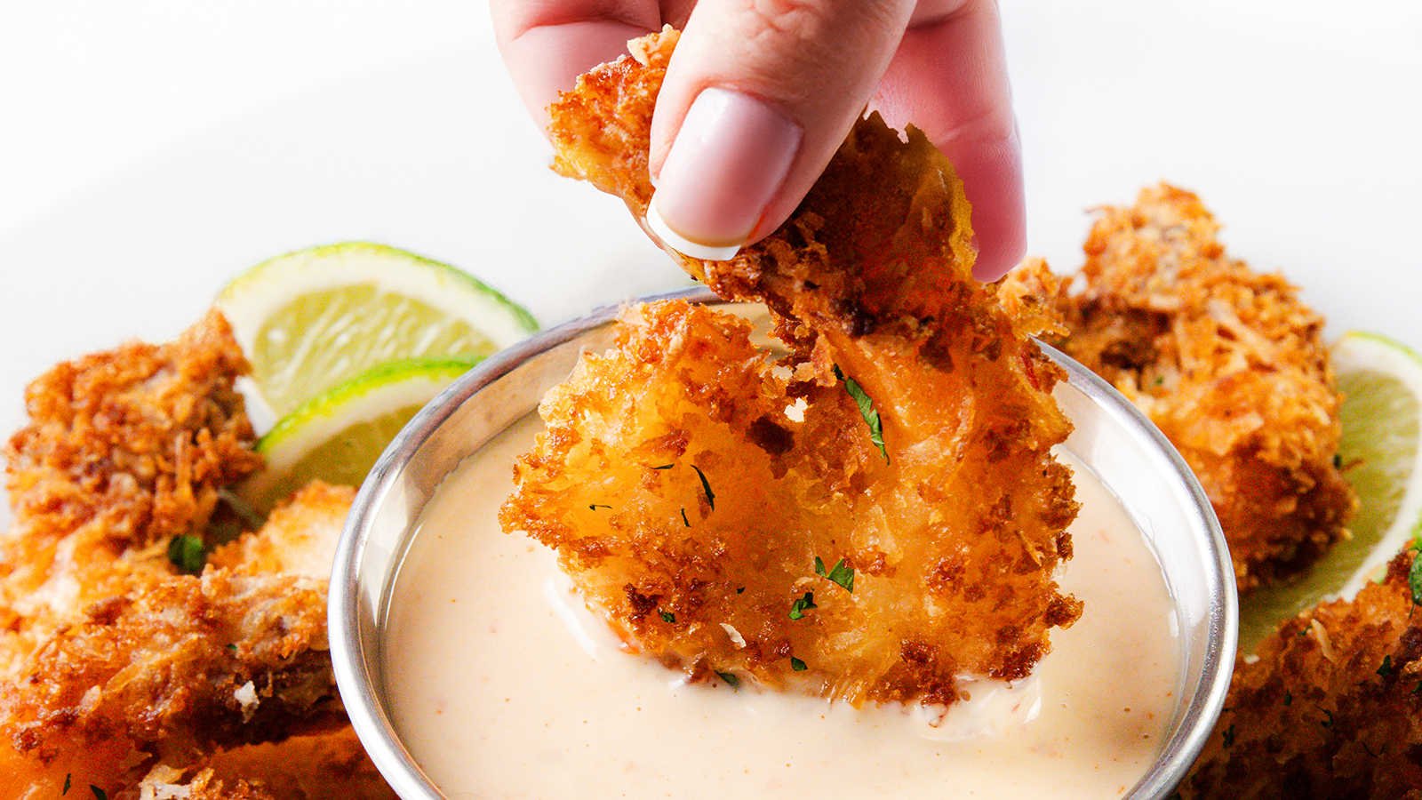 18 Easy Picnic Snacks That Are Finger Lickin’ Good
