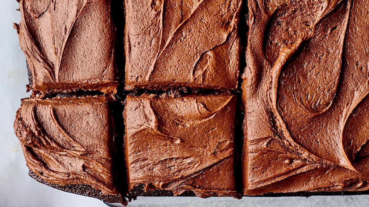 25 Mouthwatering Sheet Cake Recipes You Can’t Miss Out On!