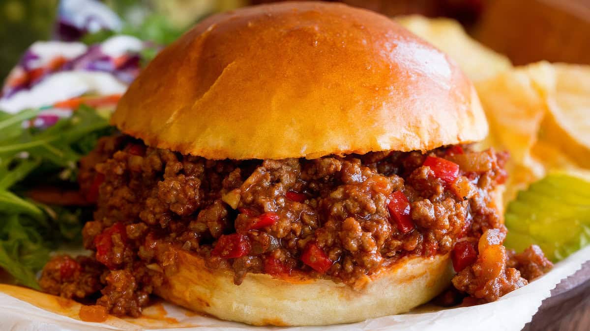 24 Yummy Ground Beef Recipes For a Delightfully Easy Dinner!