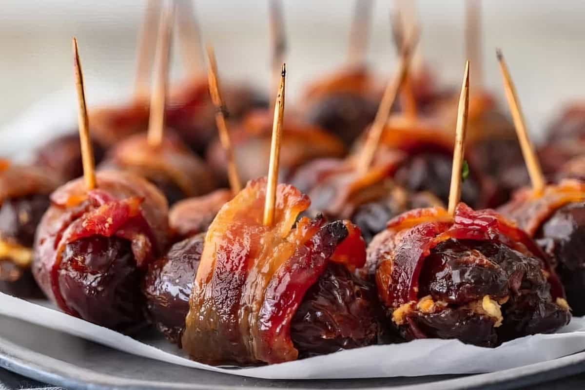 17 Thanksgiving Appetizers So Delicious, They’ll Be the Talk of the Table