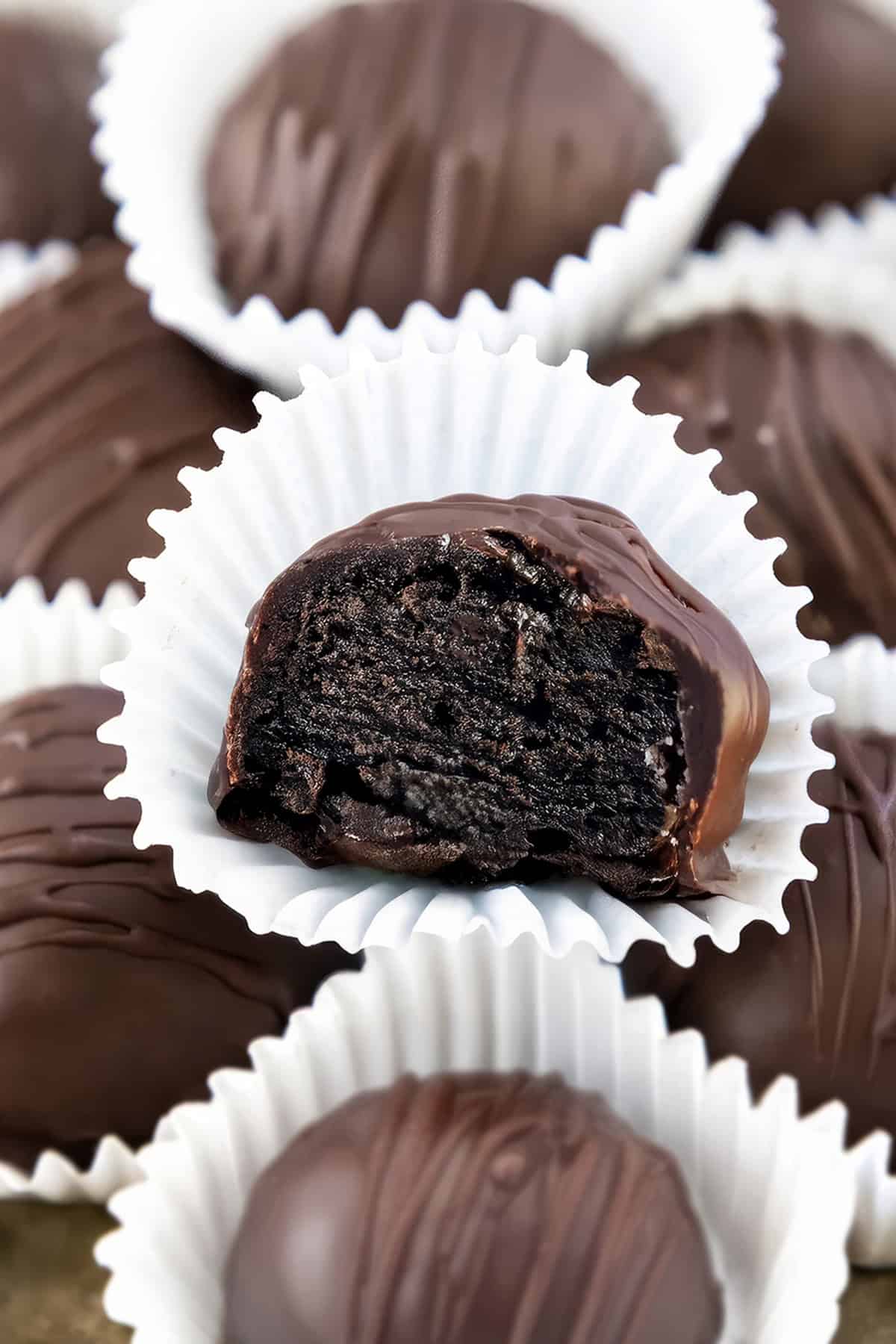 Easy No Bake Oreo Truffles
