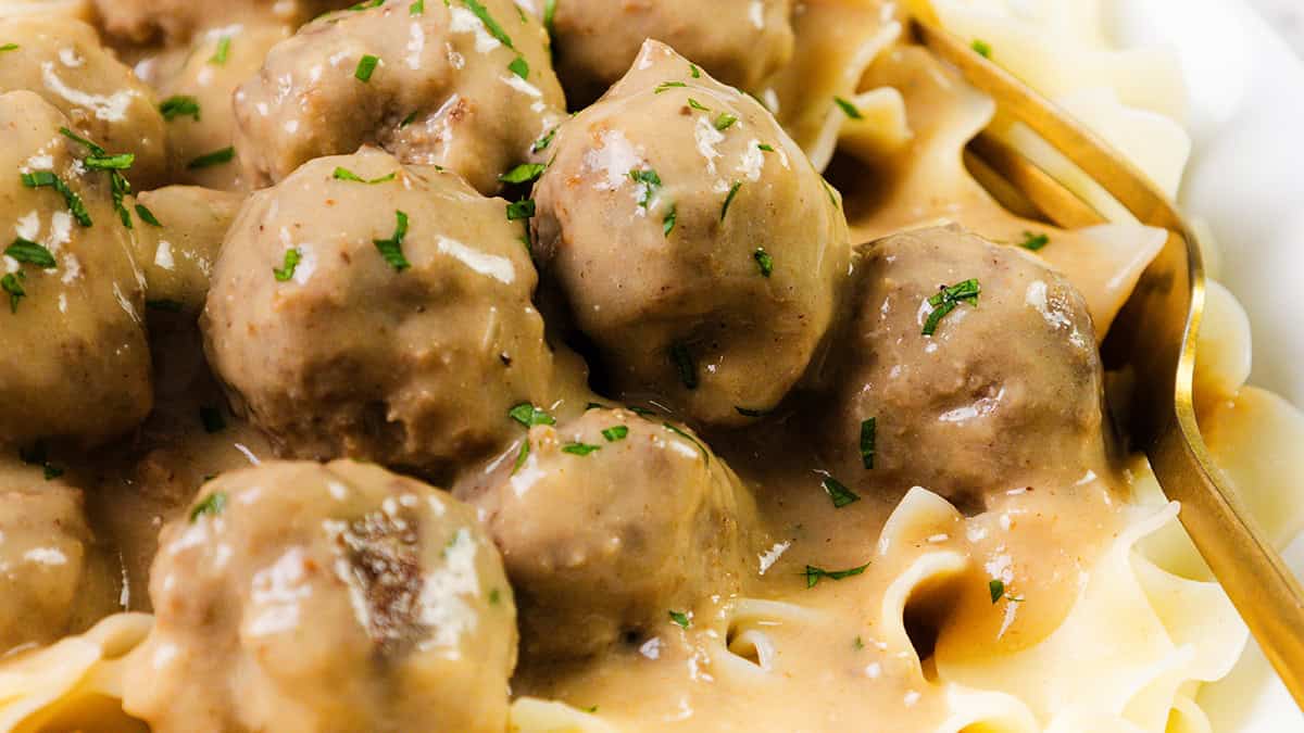 18 Nostalgic and Delicious  Old-Fashioned Dinners You’ll Make Again