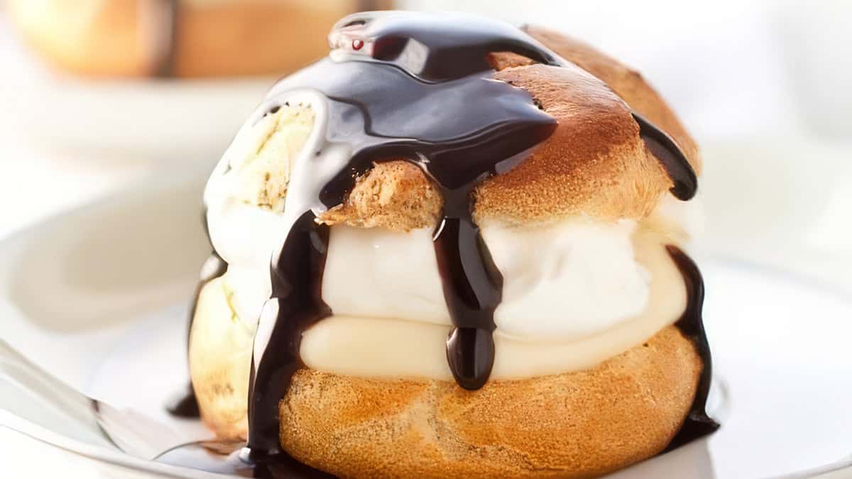 19 Nostalgic Desserts Straight from the 1950s