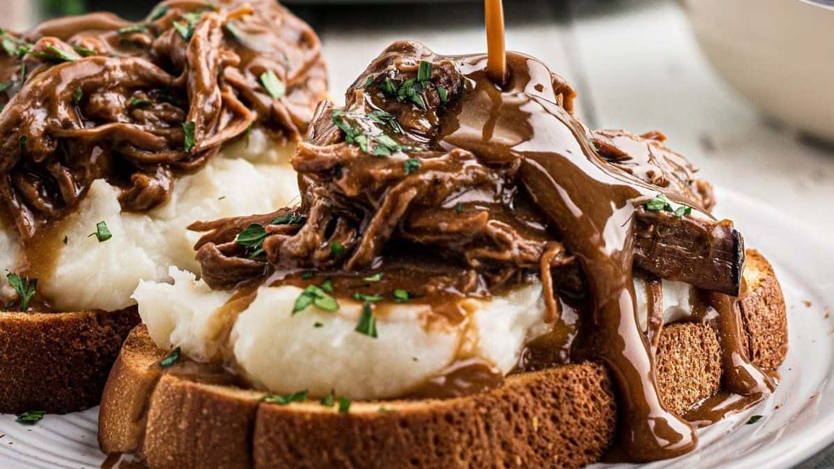 17 Slow Cooker Recipes That Make Dinner as Easy as it is Delicious