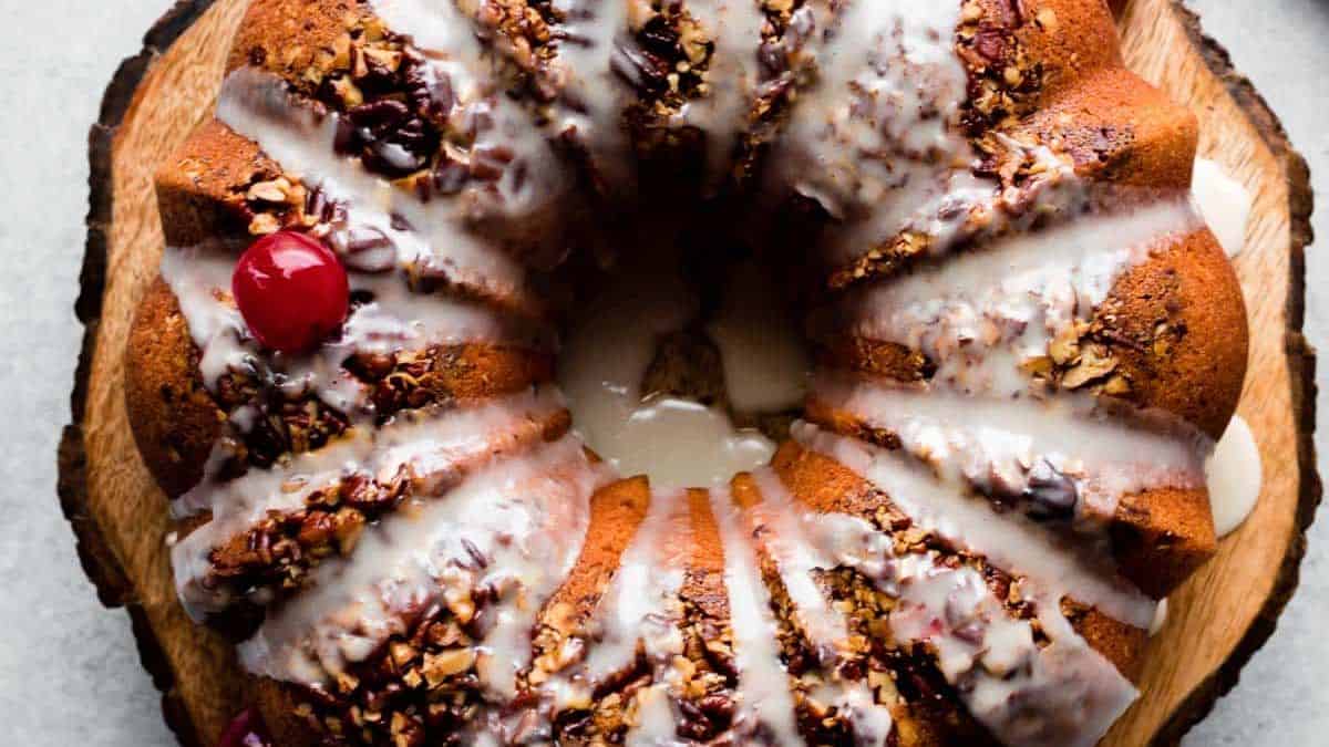 16 Stunning Bundt Cakes to Brighten Your Dessert Table