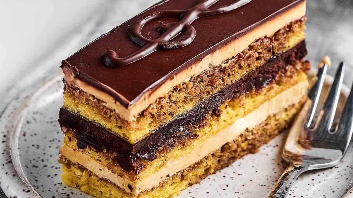 15 Retro Desserts from the 1960s You Need to Try