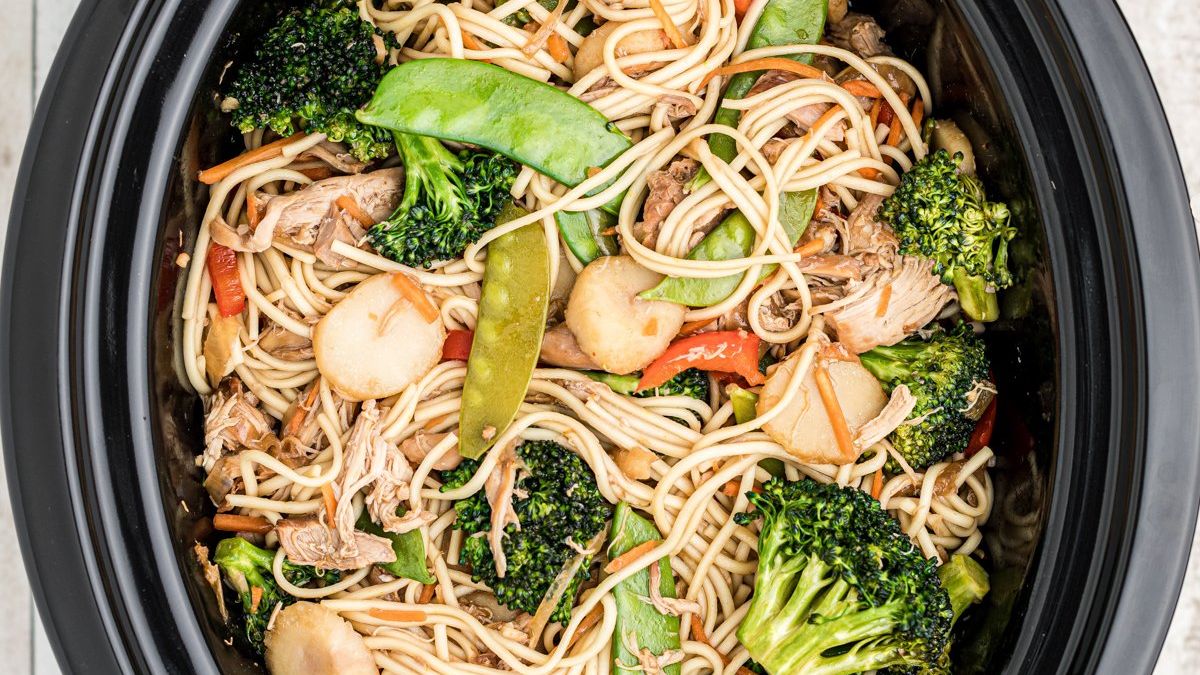 15 Weeknight-Friendly Slow Cooker Dishes You’ll Want to Bookmark